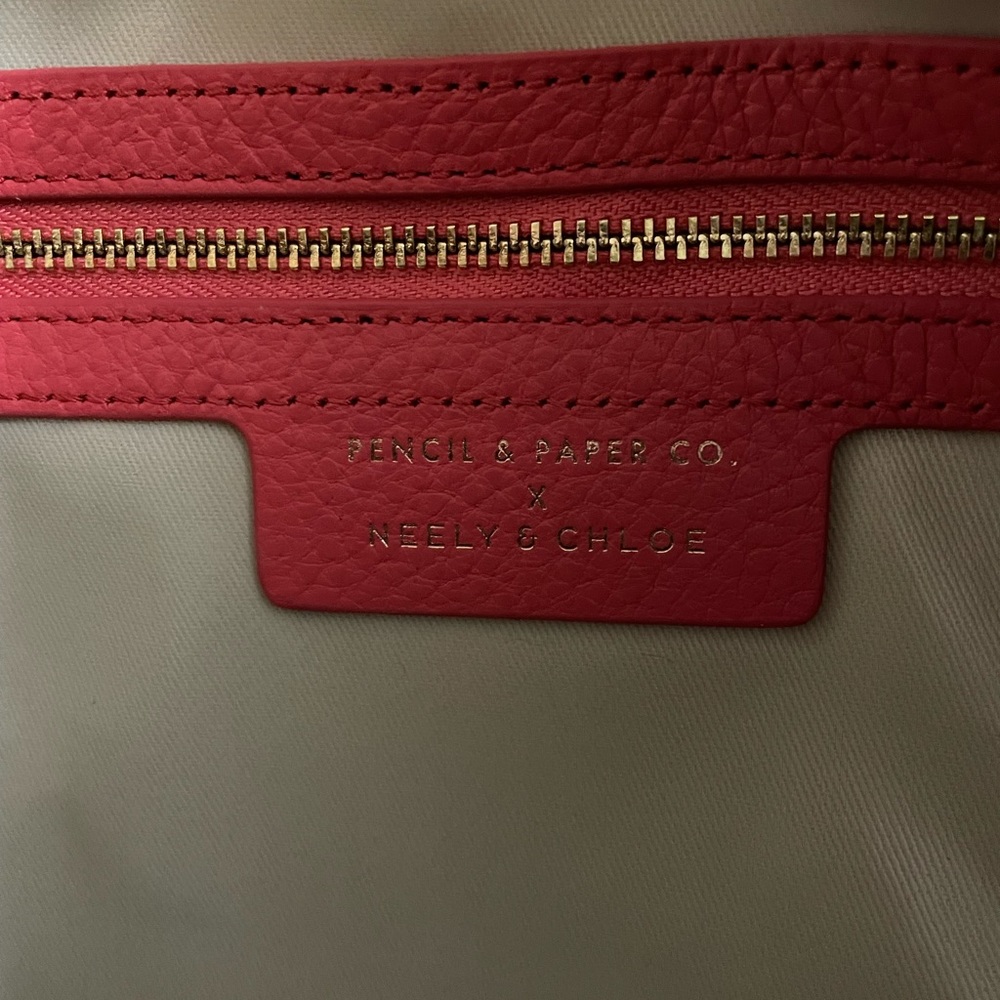 NWT Pencil & Paper Co. x Neely & Chloe Weekender Bag - Picture 6 of 6